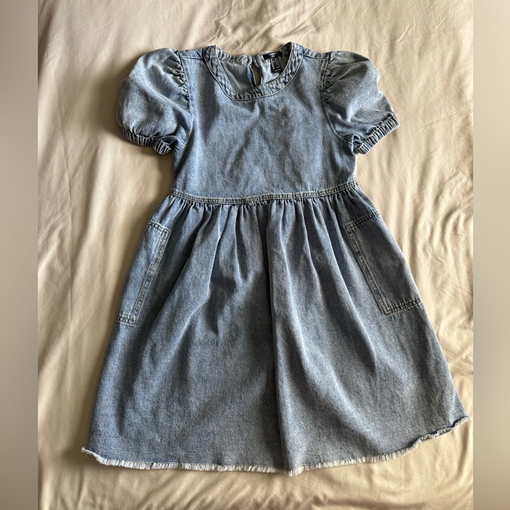 Forever 21 pocketed denim dress